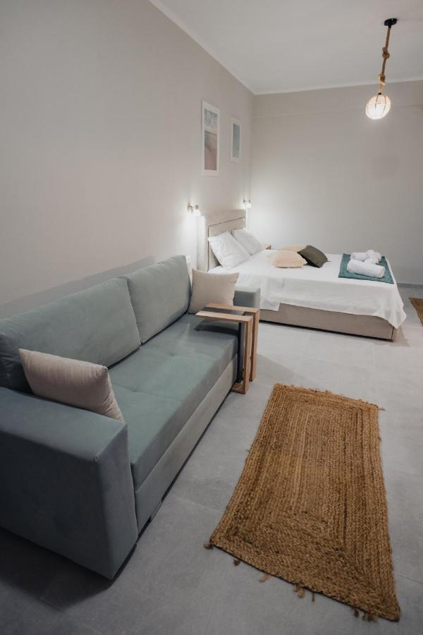 Savere Luxury Studios Skiathos Exterior foto