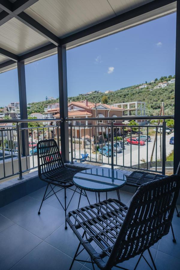 Savere Luxury Studios Skiathos Exterior foto