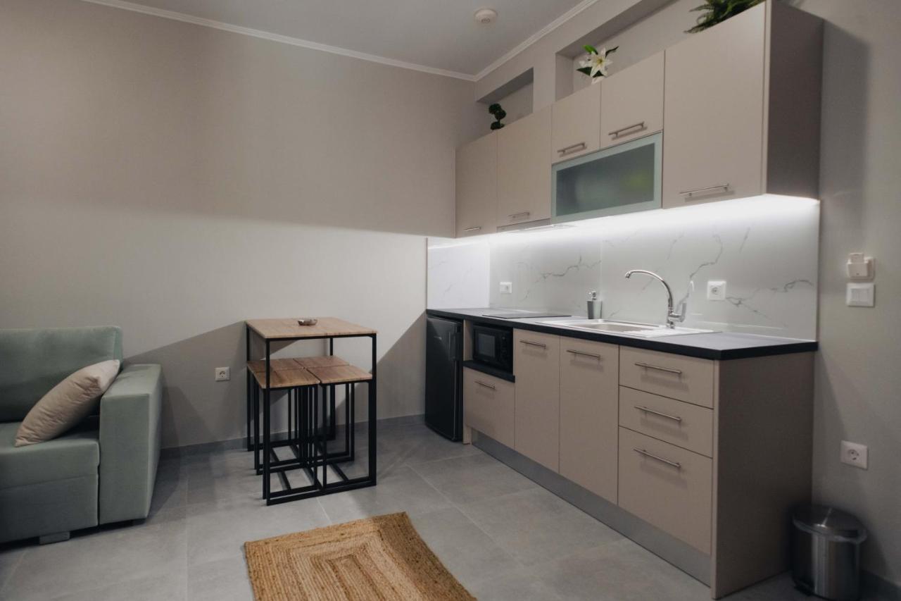 Savere Luxury Studios Skiathos Exterior foto