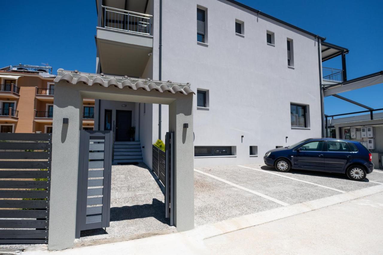 Savere Luxury Studios Skiathos Exterior foto