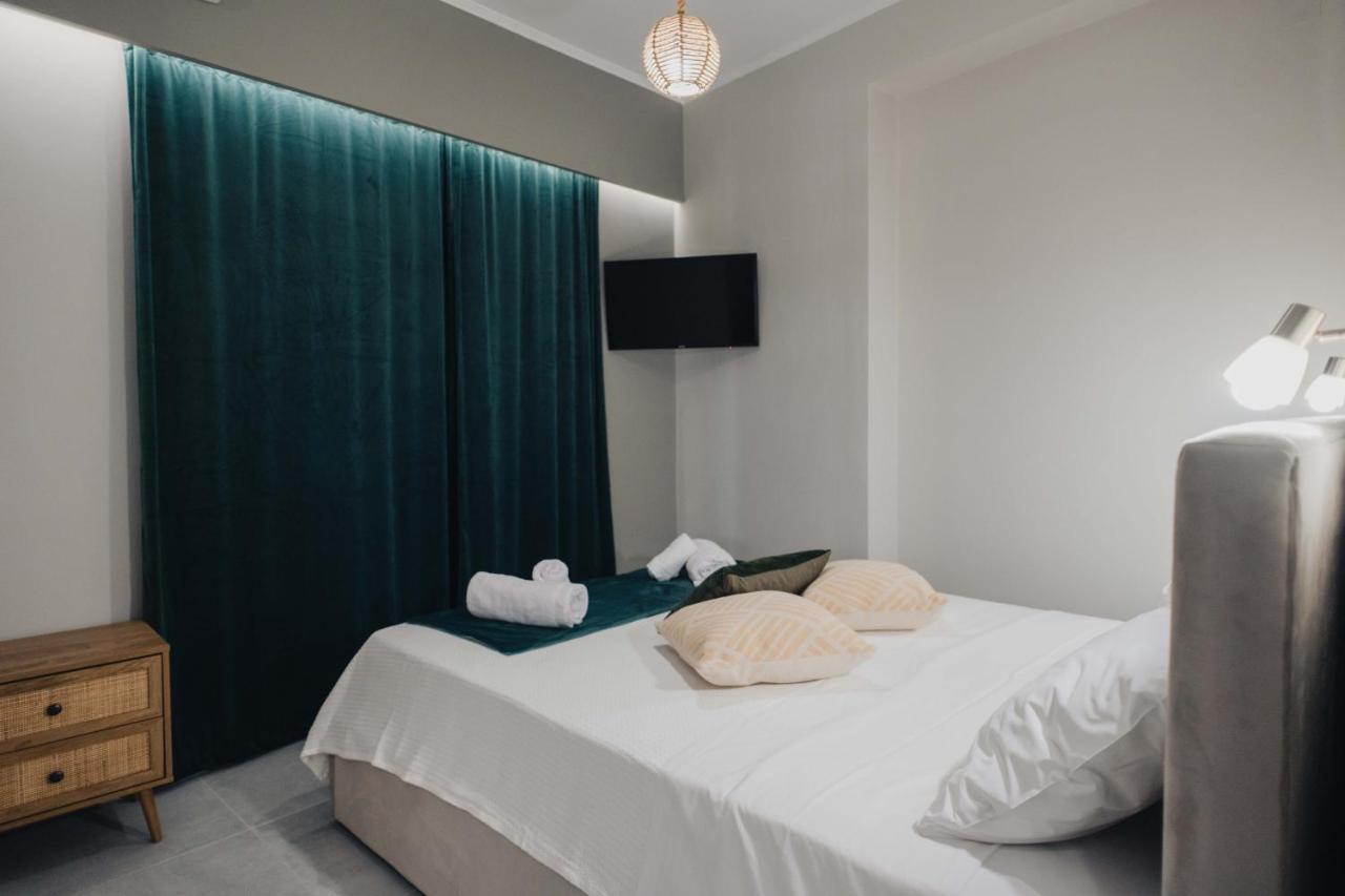 Savere Luxury Studios Skiathos Exterior foto